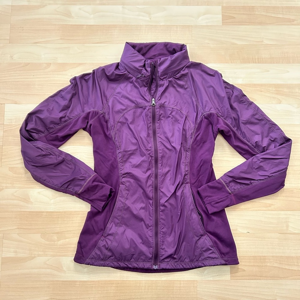 Lululemon Rush Hour Jacket Darkest Magenta Size 6 Running windproof